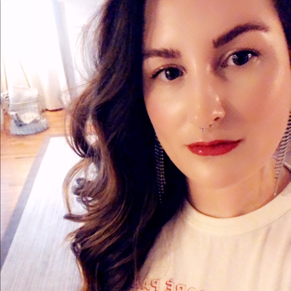 Meet your Posher, Sarah